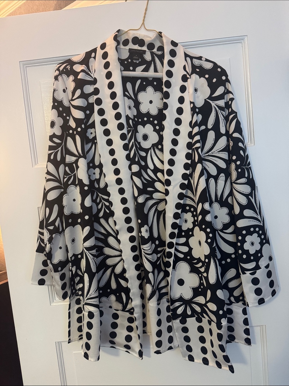 Ann Taylor Black and White Floral Polka Dot Open Jacket